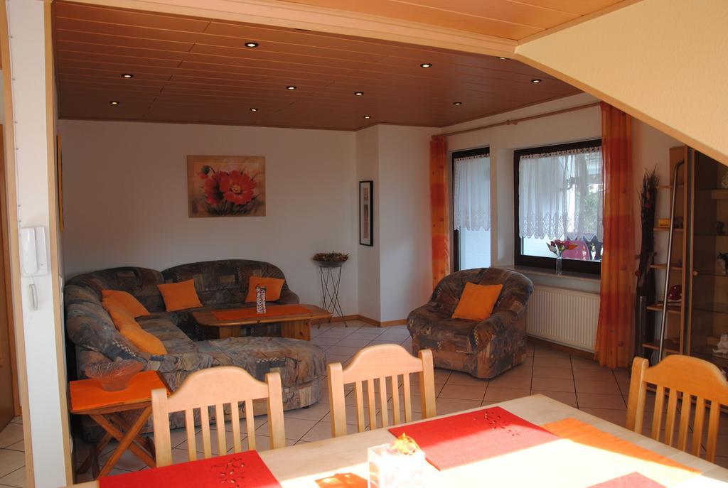 Ferienwohnung Rosengarten Osburg 외부 사진